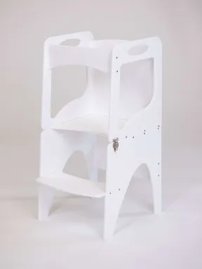 Torre de Aprendizaje Montessori Transformable “CURVE“ Blanca con pizarra - mesa y silla para niños | Yoko Tower