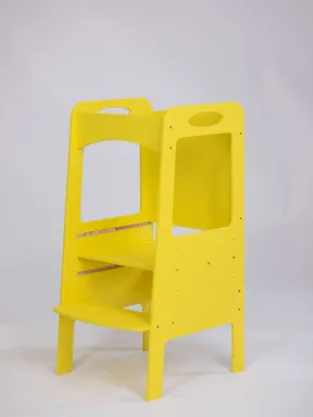 Torre Montessori Ajustable Amarillo con Pizarra - Torre de Aprendizaje de Madera para Niños e Independencia | Yoko Tower