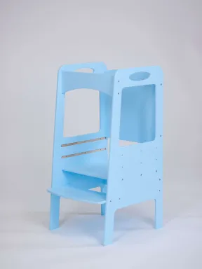 Torre Montessori Ajustable Azul con Pizarra - Torre de Aprendizaje de Madera para Niños e Independencia | Yoko Tower