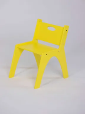 Piccola Sedia Montessoriana in colore gialo foto - acquista il negozio online «YokoTower»
