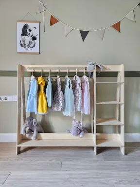 Montessori wardrobe for kids in Natural – Wooden children’s wardrobe | Yoko Tower