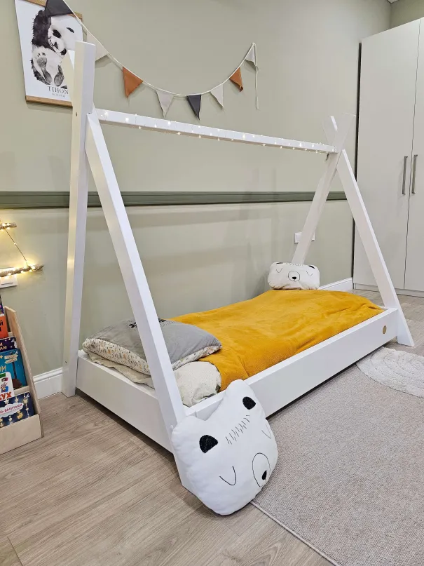 Teepee bed 80x160 white for children in natural wood | Montessori bed | YokoTower