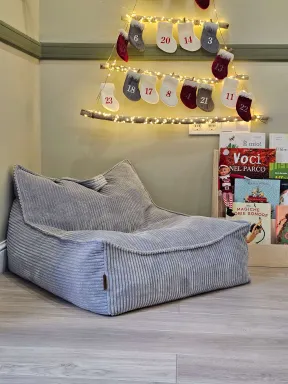 Poltrona Beanbag per Bambini in colore Grigio - pouf a sacco ergonomico, morbido e sicuro | Acquista online su Yoko Tower