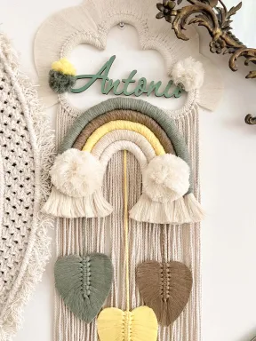 Fiocco di nascita in macramé personalizzato con nome, fatto a mano con cotone naturale e base in legno.
